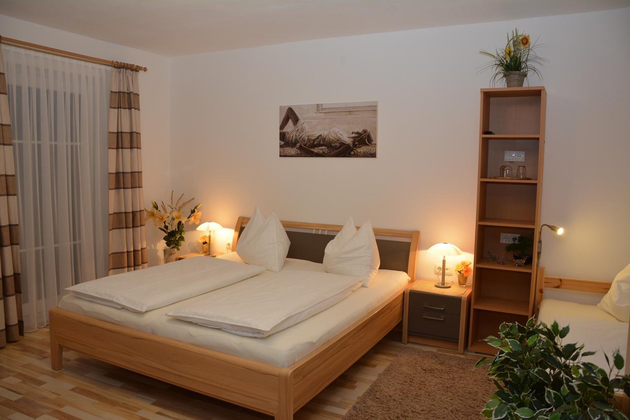 Haus Ingrid Apartment Sankt Georgen ob Murau Exterior photo